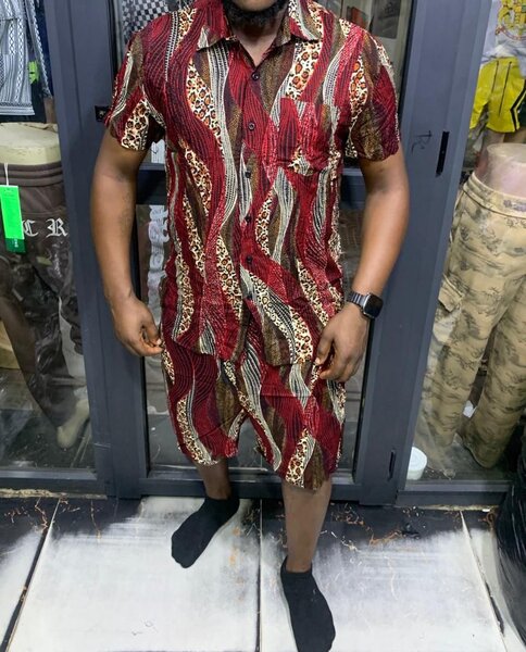Tenue d'été africaine homme