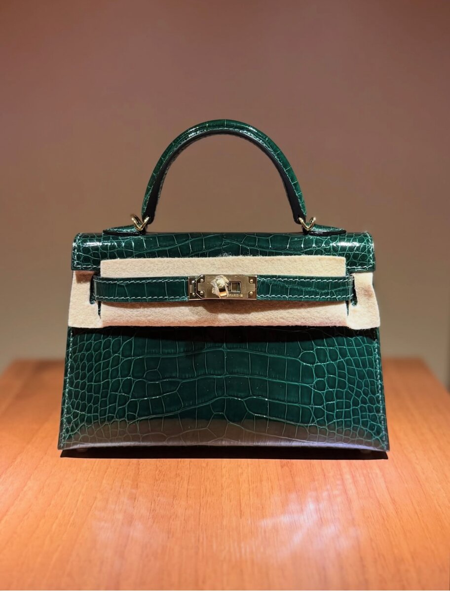 Sac à main en cuir exotique