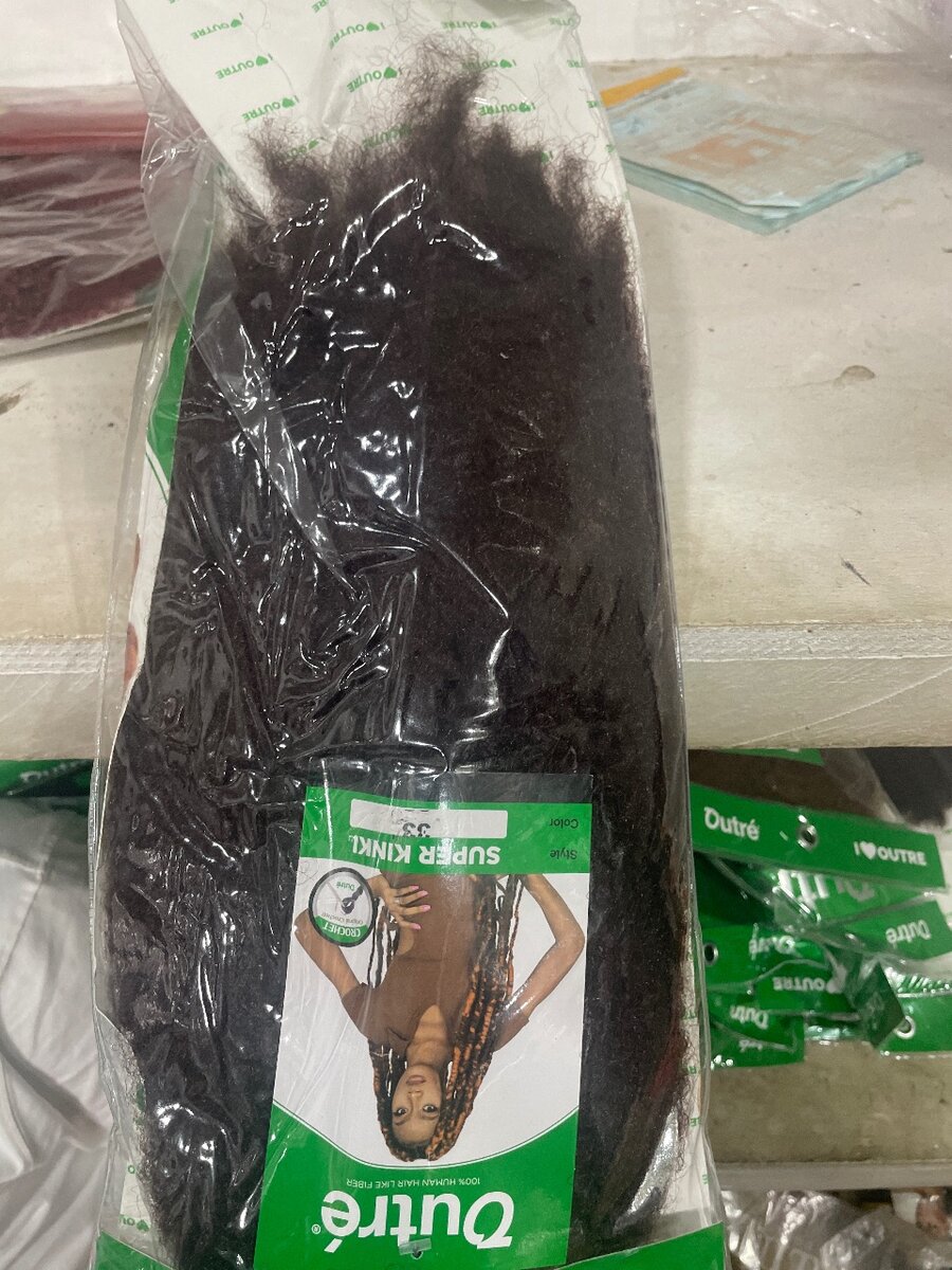 Cheveux naturels Super Kinki