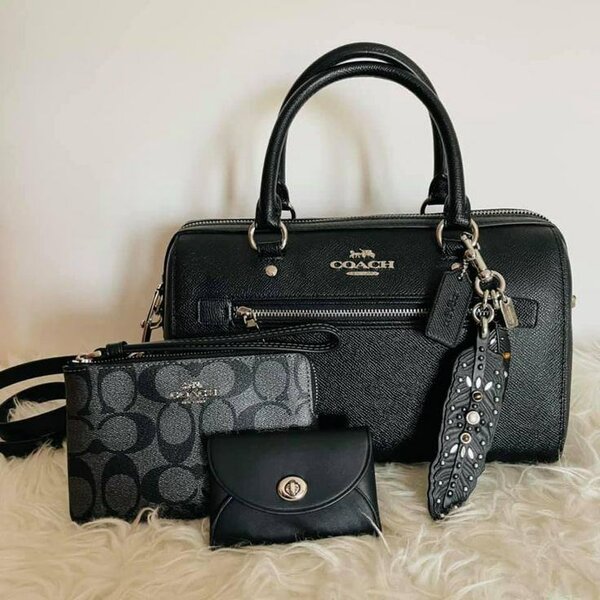 Sac à main COACH en cuir noir