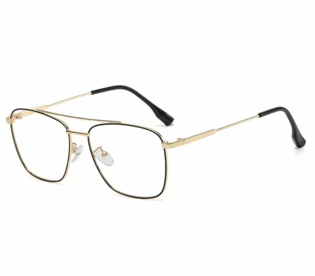 Lunettes à monture dorée stylées