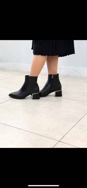 Сапоги Туфли