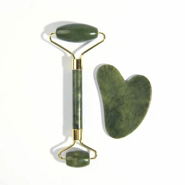 Jade roller and gua sha