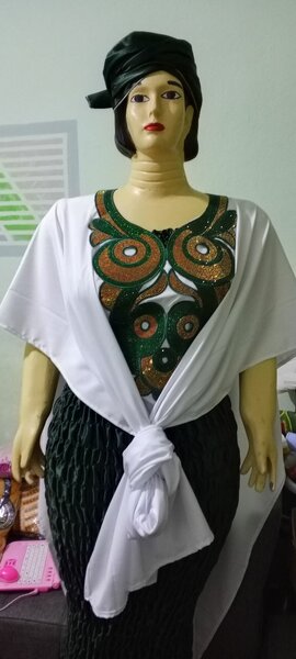 Robe kaftan élégante femme