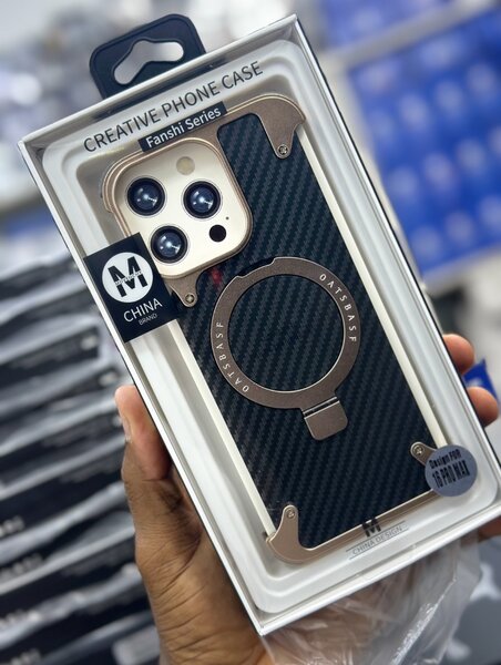 Coque de iPhone 16 pro Max