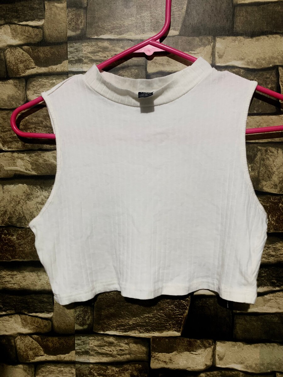 Ensemble de tops courts élégants