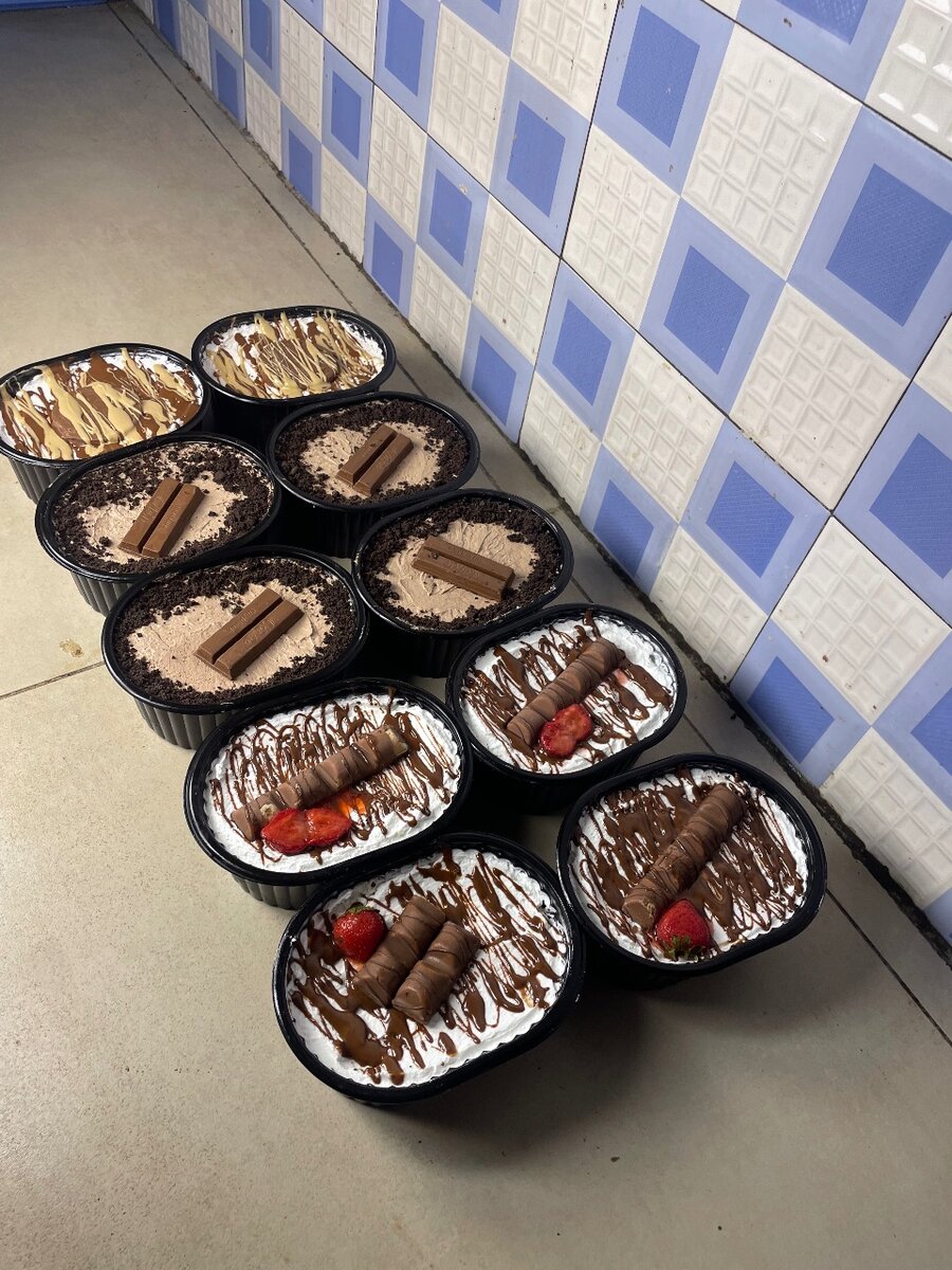 Tiramisu 3500 kinder ou kitkat