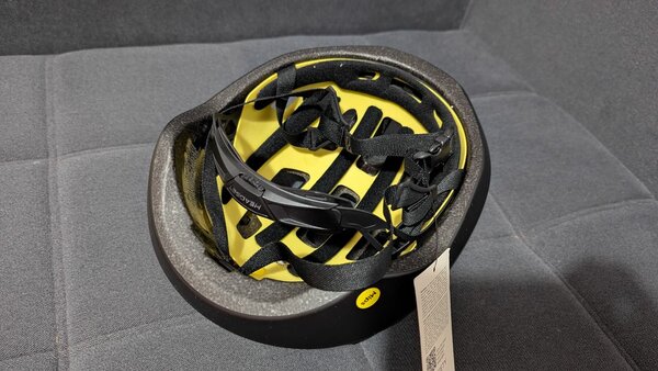 шлем SPECIALIZED Mips