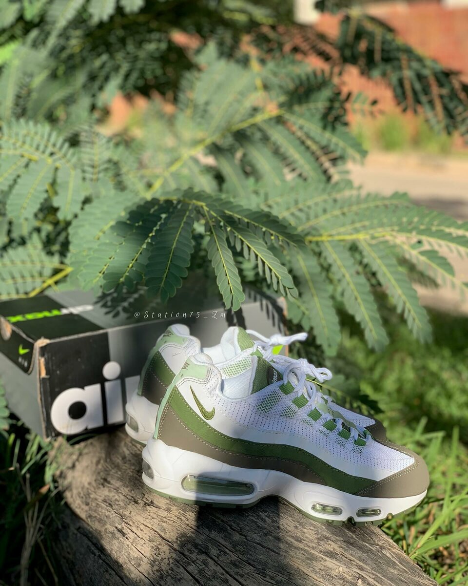 Airmax 95s Oil Green