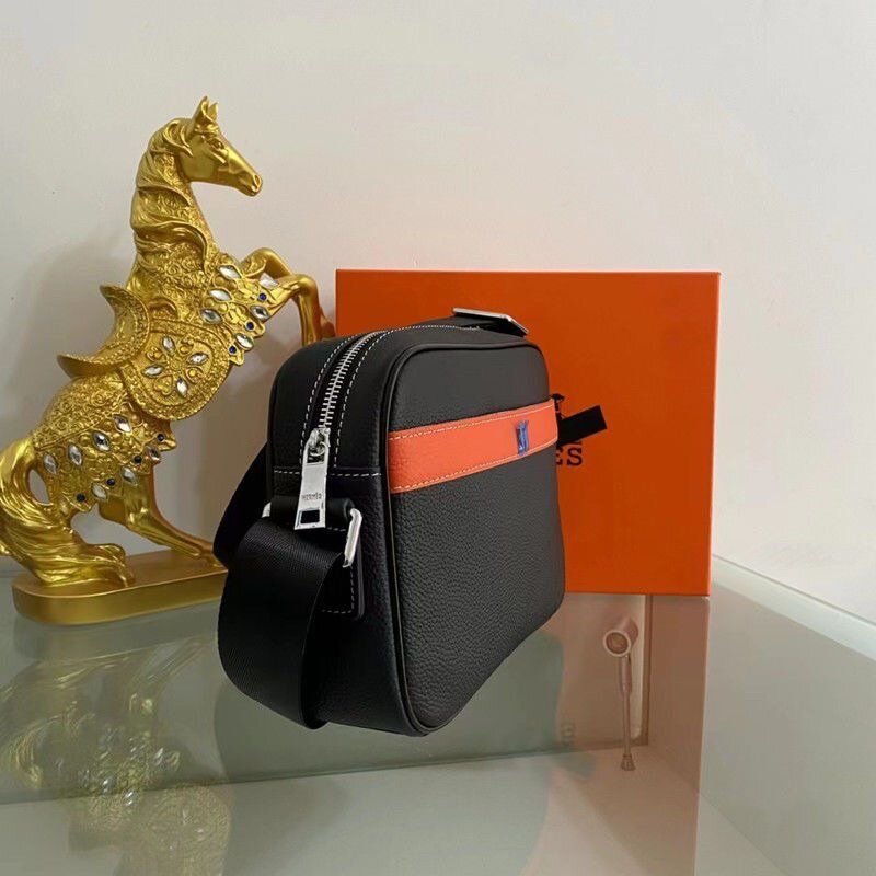 Барсетка от HERMES