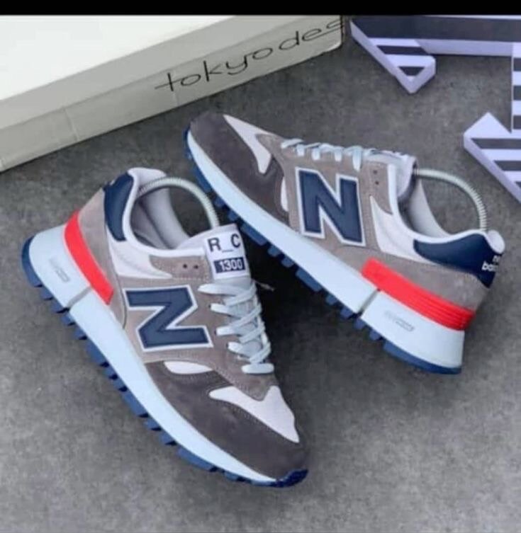 New  Balance RC 1300