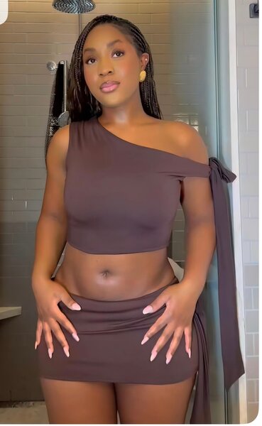 Ensemble de lingerie marron chic