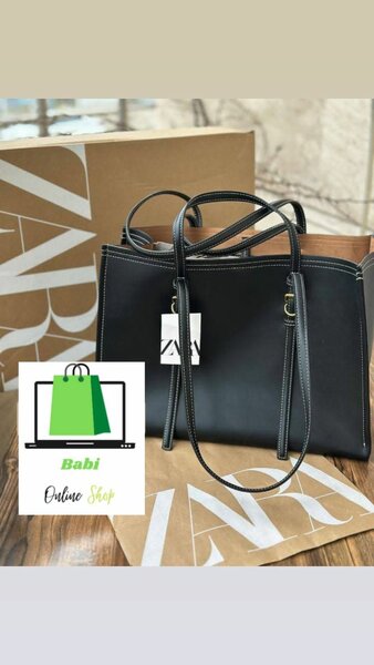 Sac à main en cuir noir élégant