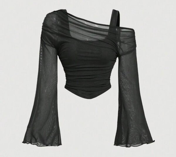 Ensemble élégant jupe et haut en maille