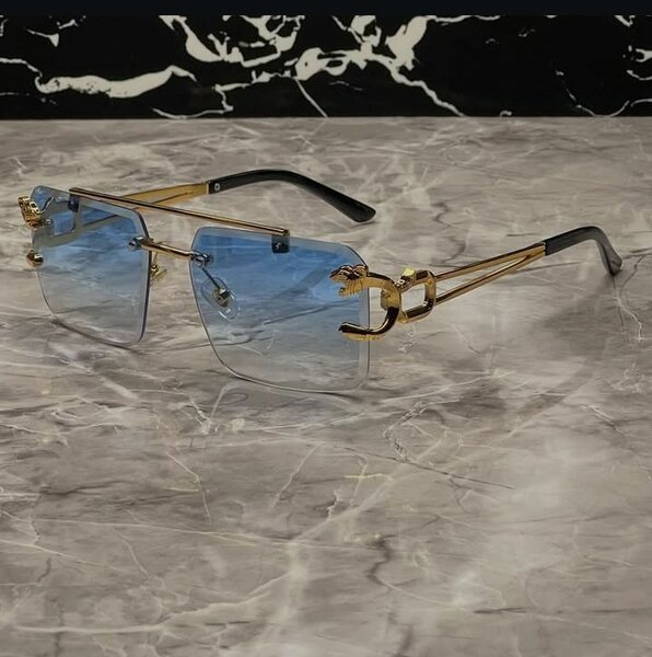 Lunettes de soleil carrées tendance