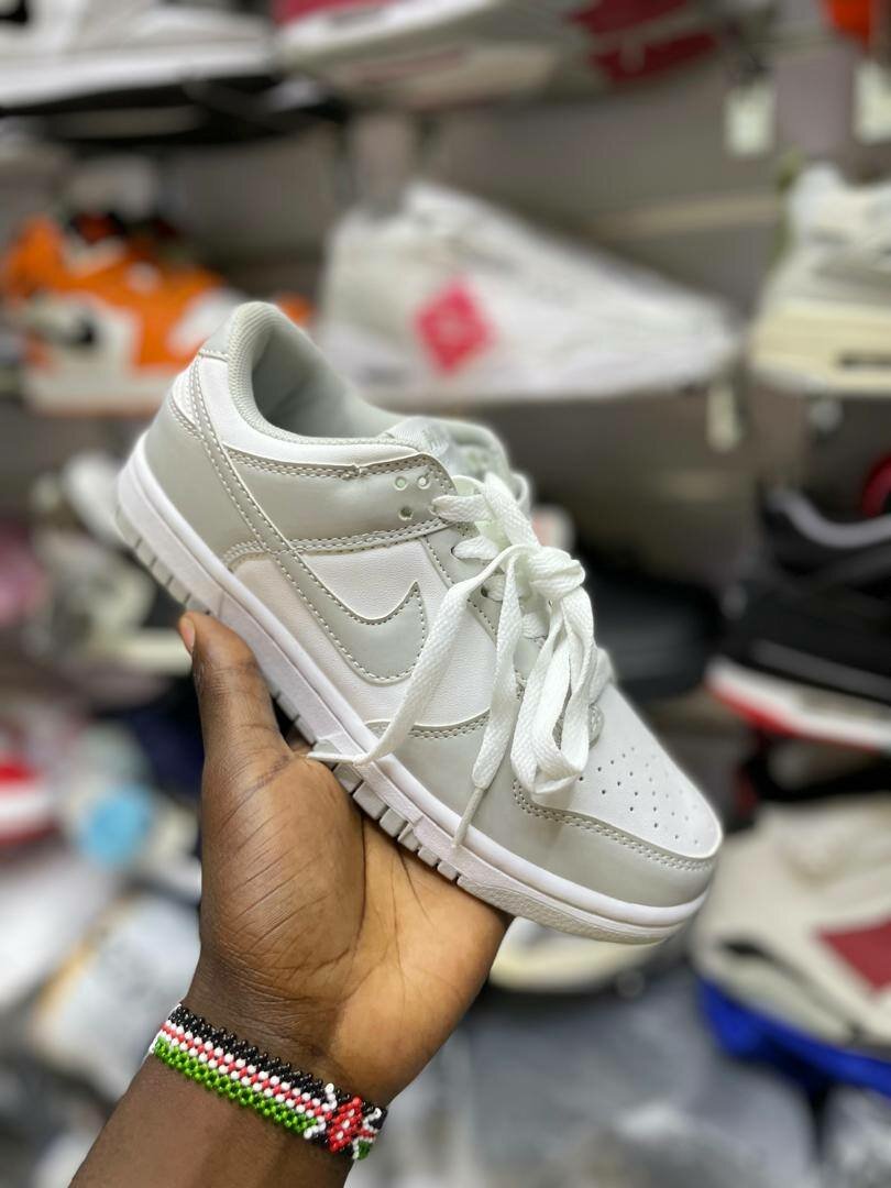 Nike sb dunk low sneakers