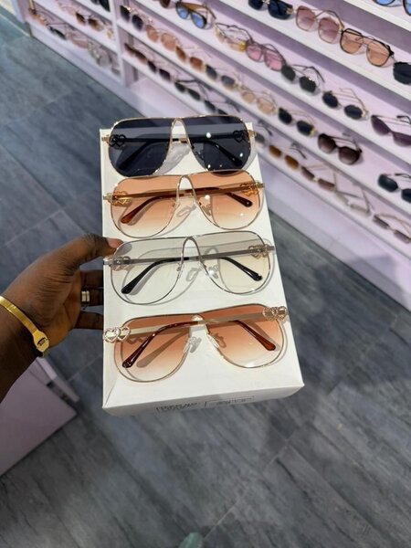 Fashion sunglasses for women