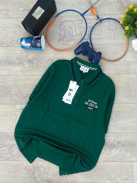 Polo sportif élégant homme