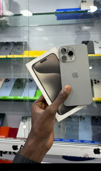 iPhone 14 Pro Max Gris