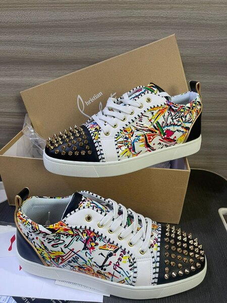 Louboutin prix promo