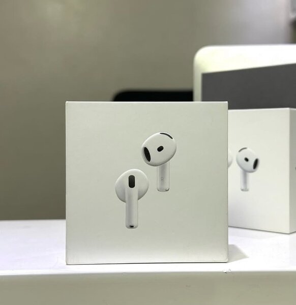 AirPods 4 with active cancellation and AirPods 4 available