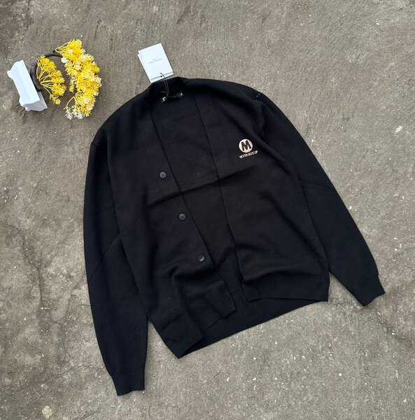 Cardigan Noir en Laine