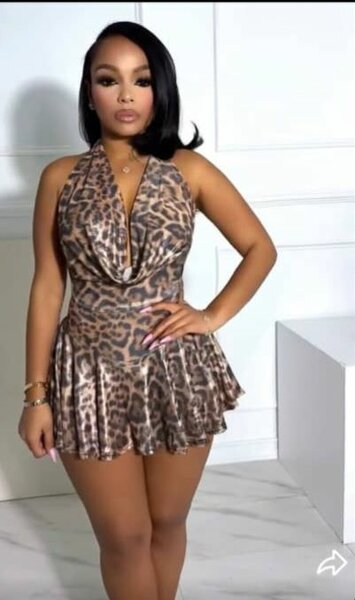 Robe léopard métallisé sans manches