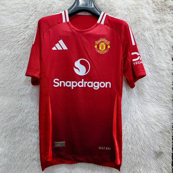 Manchester United football kits 24/25 season
