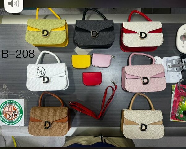 Lot de sacs à main élégants B-208