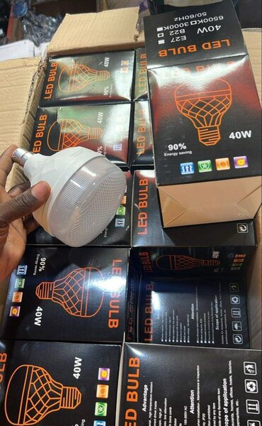 Ampoule LED Lumière Blanche 40W