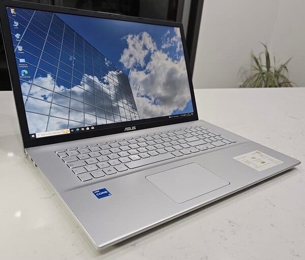 Asus vivobook core i7 11th gen