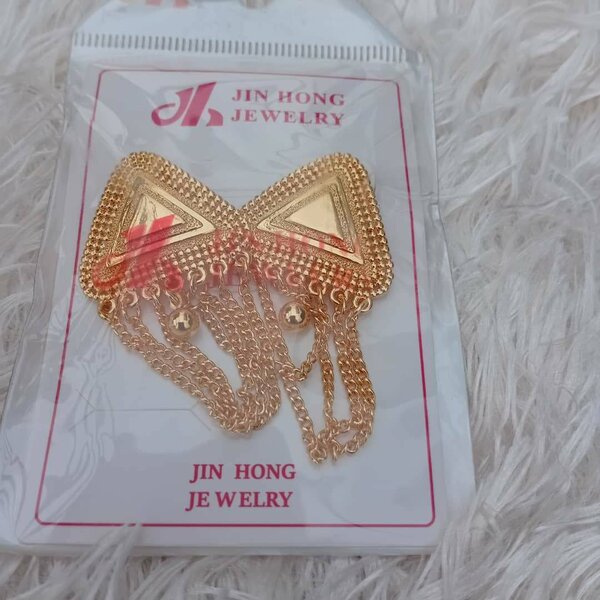 Boucles d'oreilles dorées JIN HONG