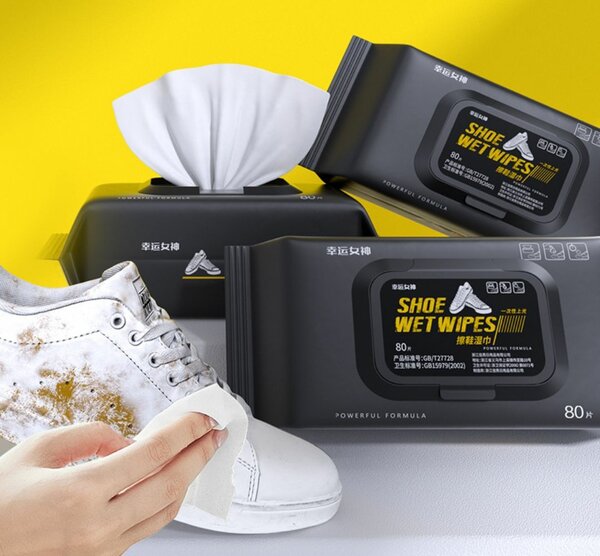 Lingettes nettoyantes chaussures