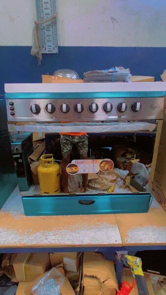 Four encastrable multifonction