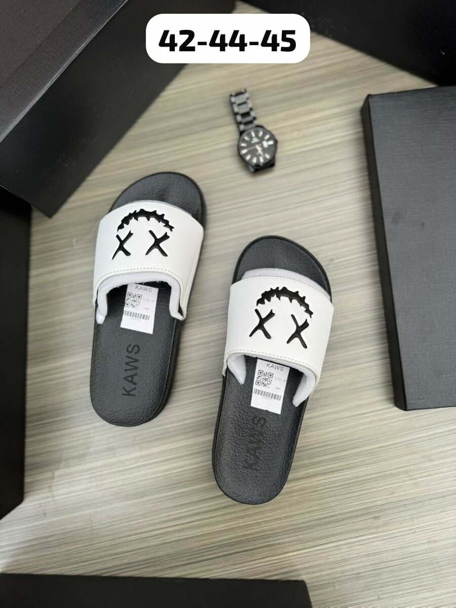 Chaussons de plage tendance