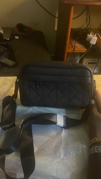 Sac bandoulière homme élégant