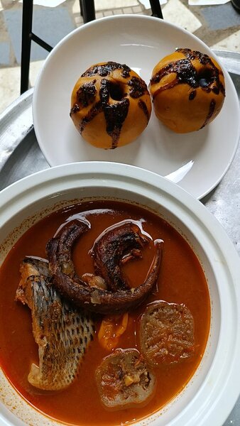 Plat africain assorti