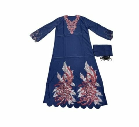 Tunique bleue brodée élégante