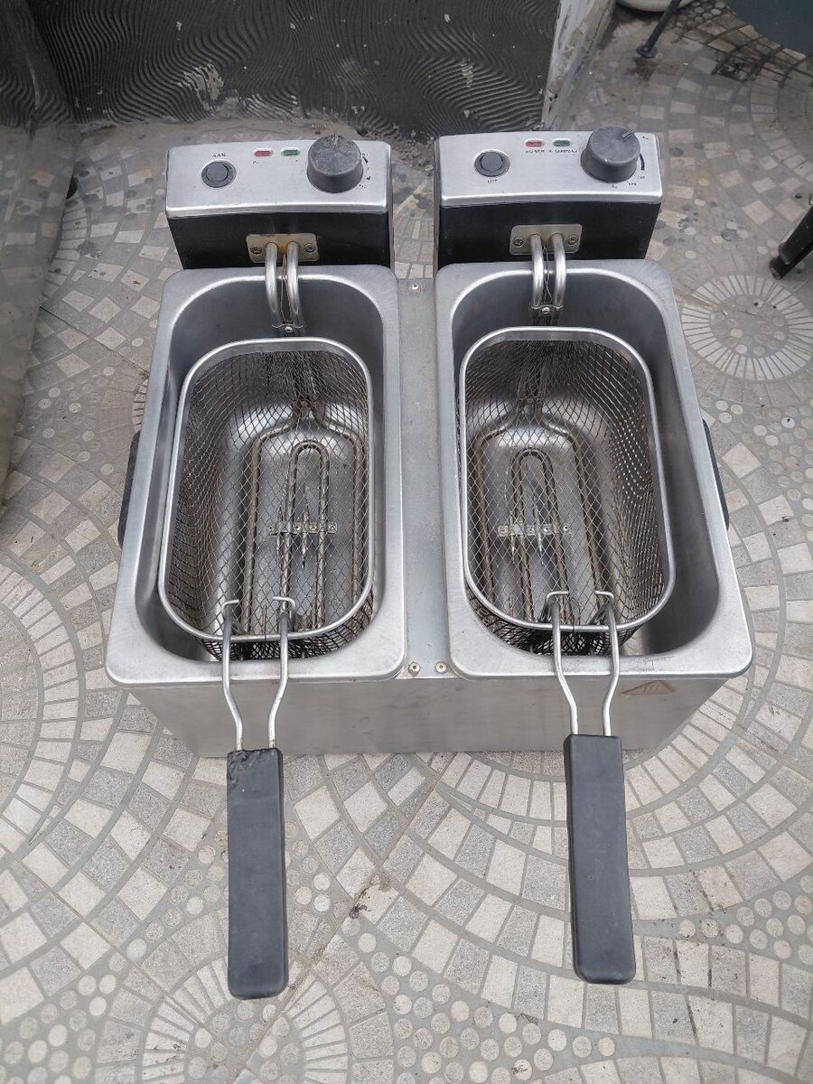 Friteuse double professionnelle inox