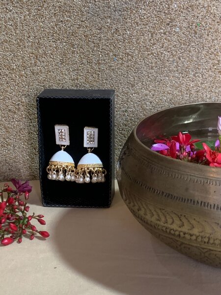 Menakari Indian Jhumki