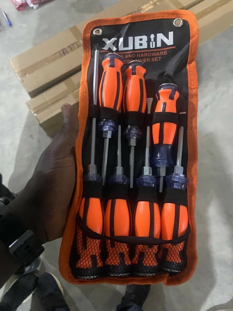 Set de tournevis XUBIN