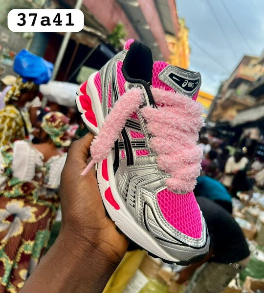 Baskets rose et argenté trendy