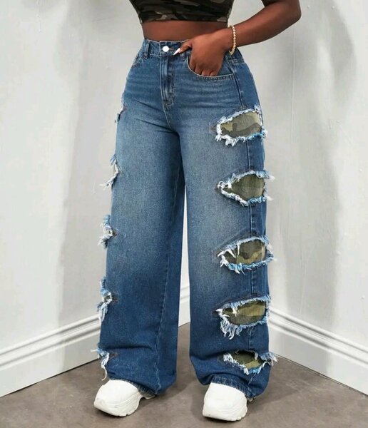 Jeans déchirés tendance femme