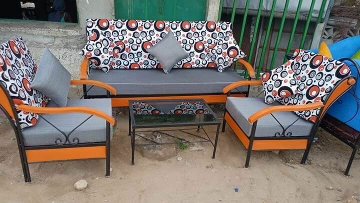 Fauteuil métallique