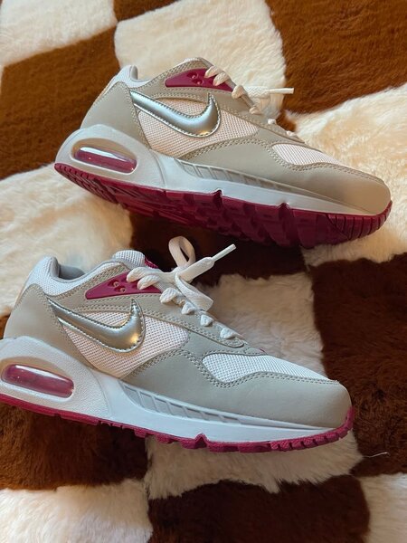 Baskets Air Max modernes