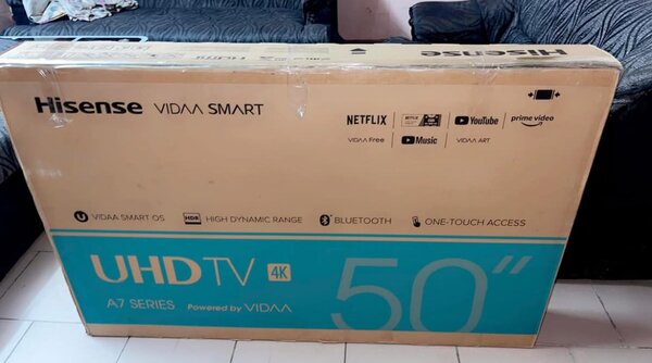 Télé UHD 4K 50" Hisense propre