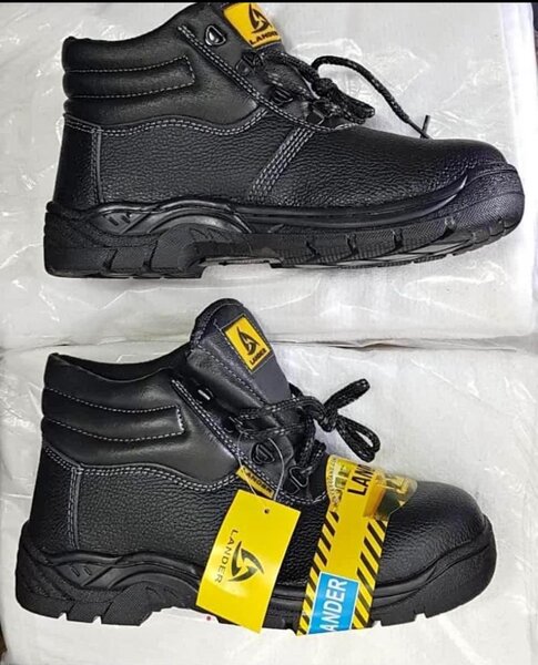 Safety boots