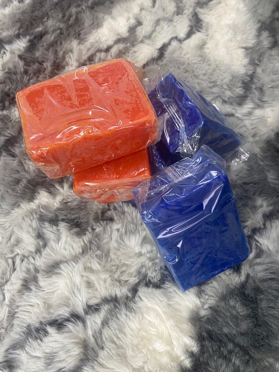 Savons Molato et Nila