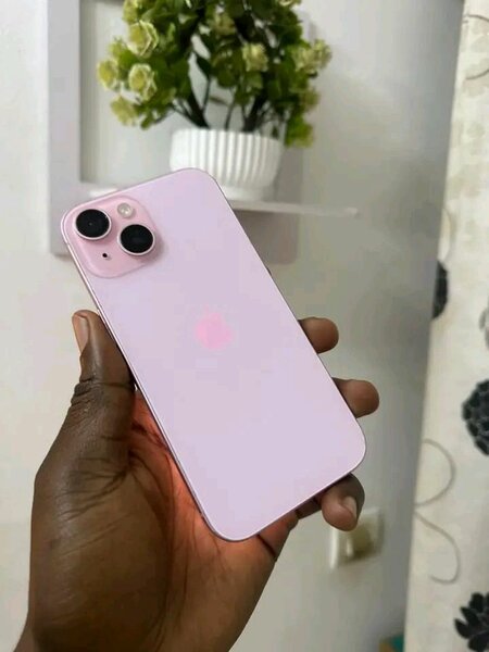 iPhone 15 - Téléphone Apple Reconditionné