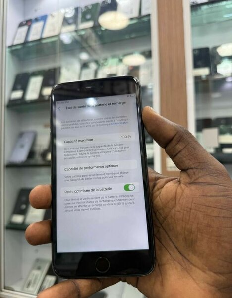 iPhone reconditionné 64Go